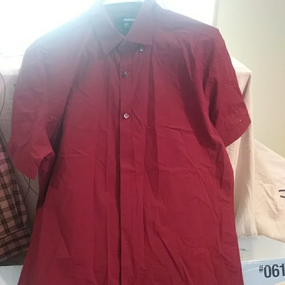 Murano button up